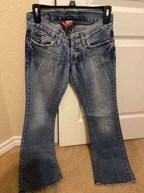 Lucky Brand Women’s Light Blue Flared Jeans